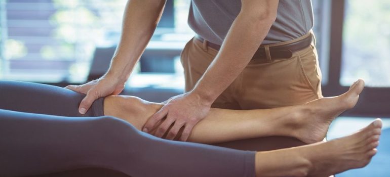 Knee-pain-treatment